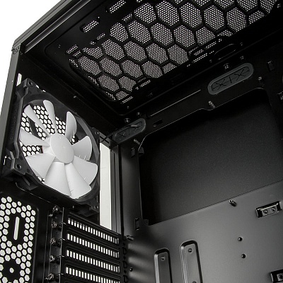 Phanteks Enthoo Pro Full Tower Chassis with Window - Black