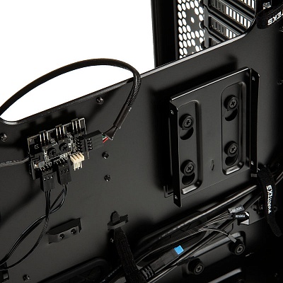Phanteks Enthoo Pro Full Tower Chassis with Window - Black